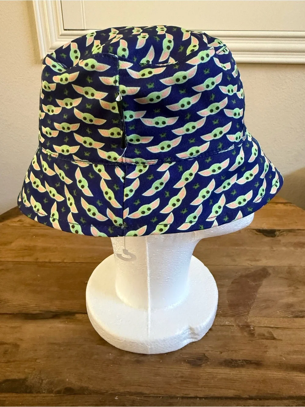 Star Wars Kids Bucket Hat in Grey with Baby Yoda Graphic